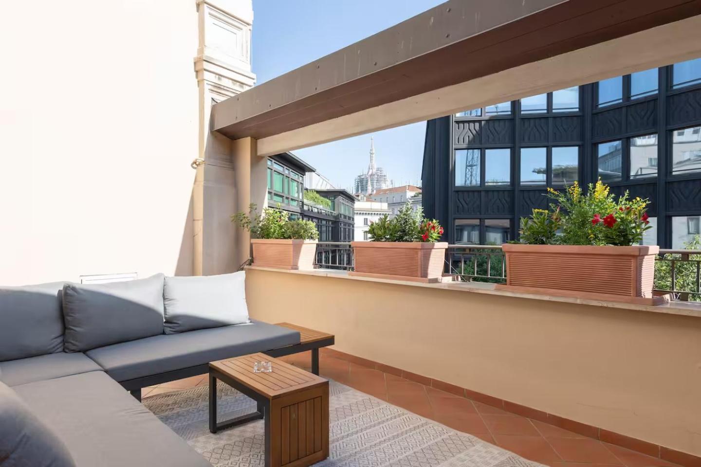 4 Bedroom With Terrace - Duomo View Milan
