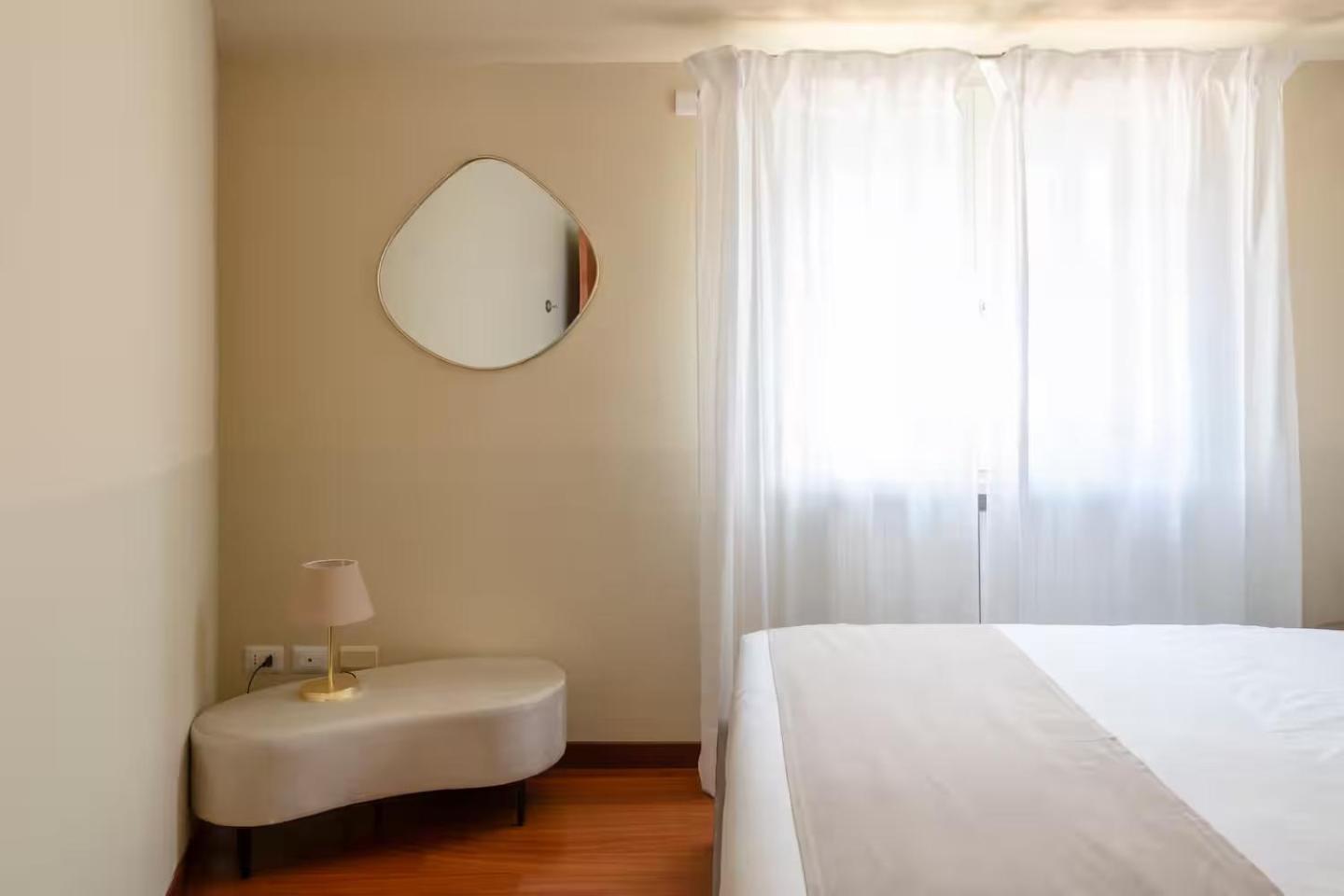 Appartement 4 Bedroom With Terrace - Duomo View Milan